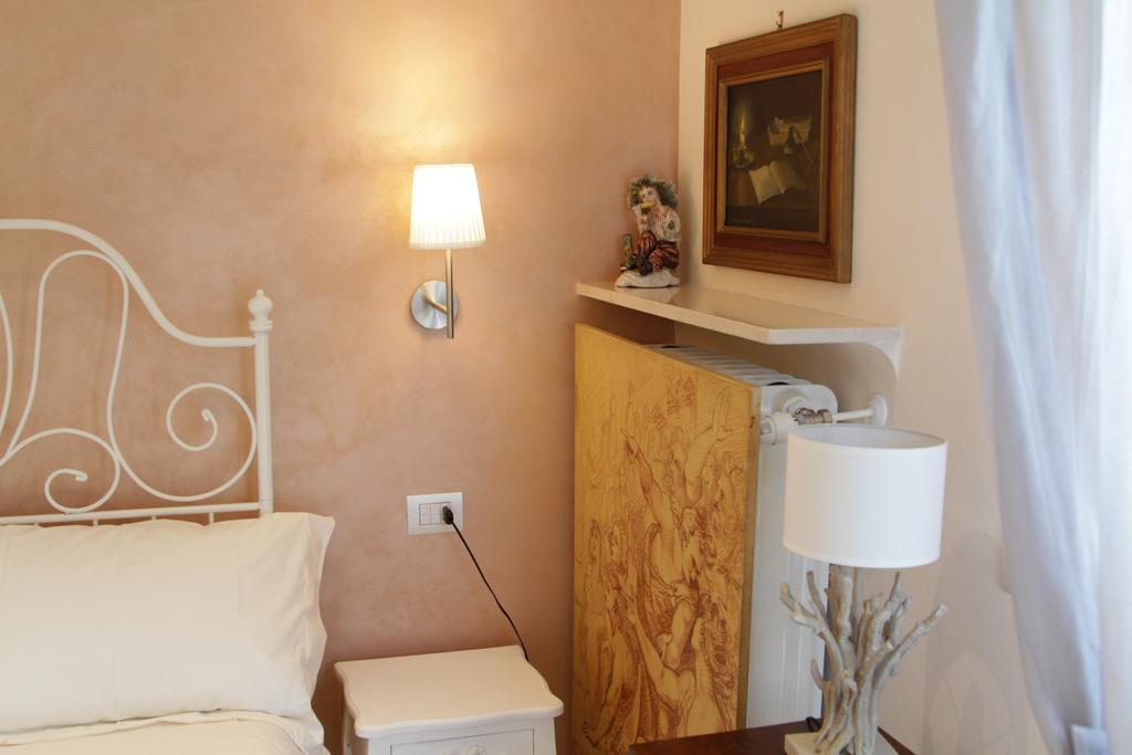 B&B I Propilei Di San Girolamo リミニ エクステリア 写真